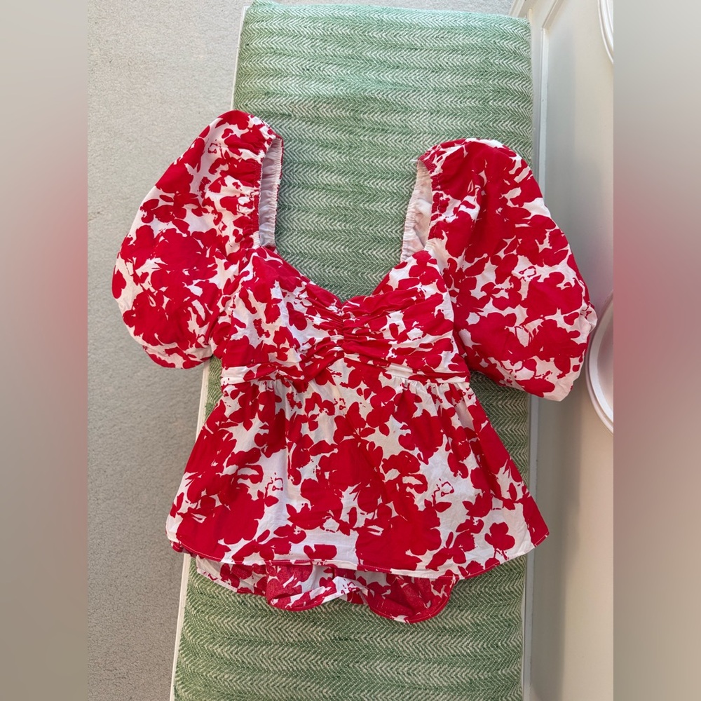 Floral Puff Sleeve Top - Red & White